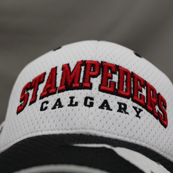 Calgary Stampeders Hat (VTG) - Arch Script by Puma - Adult Gripback - Picture 2 of 10